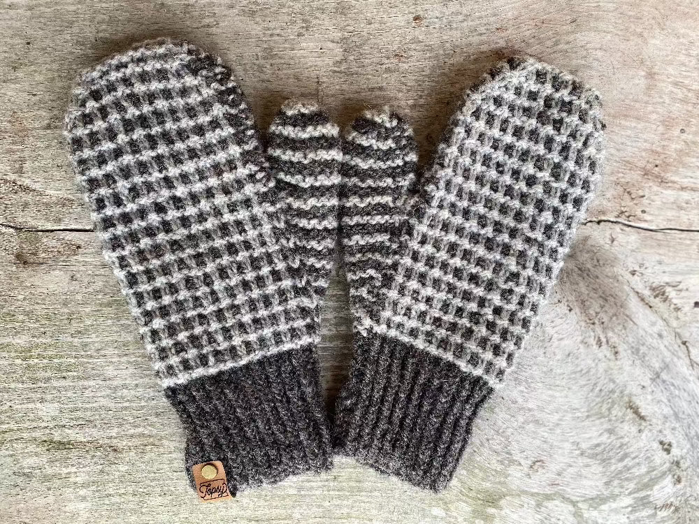 Topsy Farms, Wool, Hand Made, Mittens