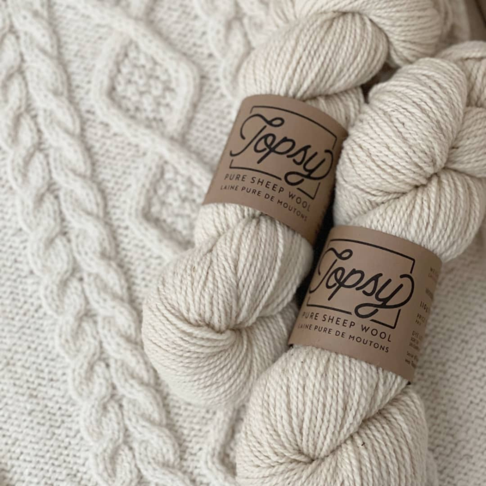 Natural White Rustic yarn Topsy Farms