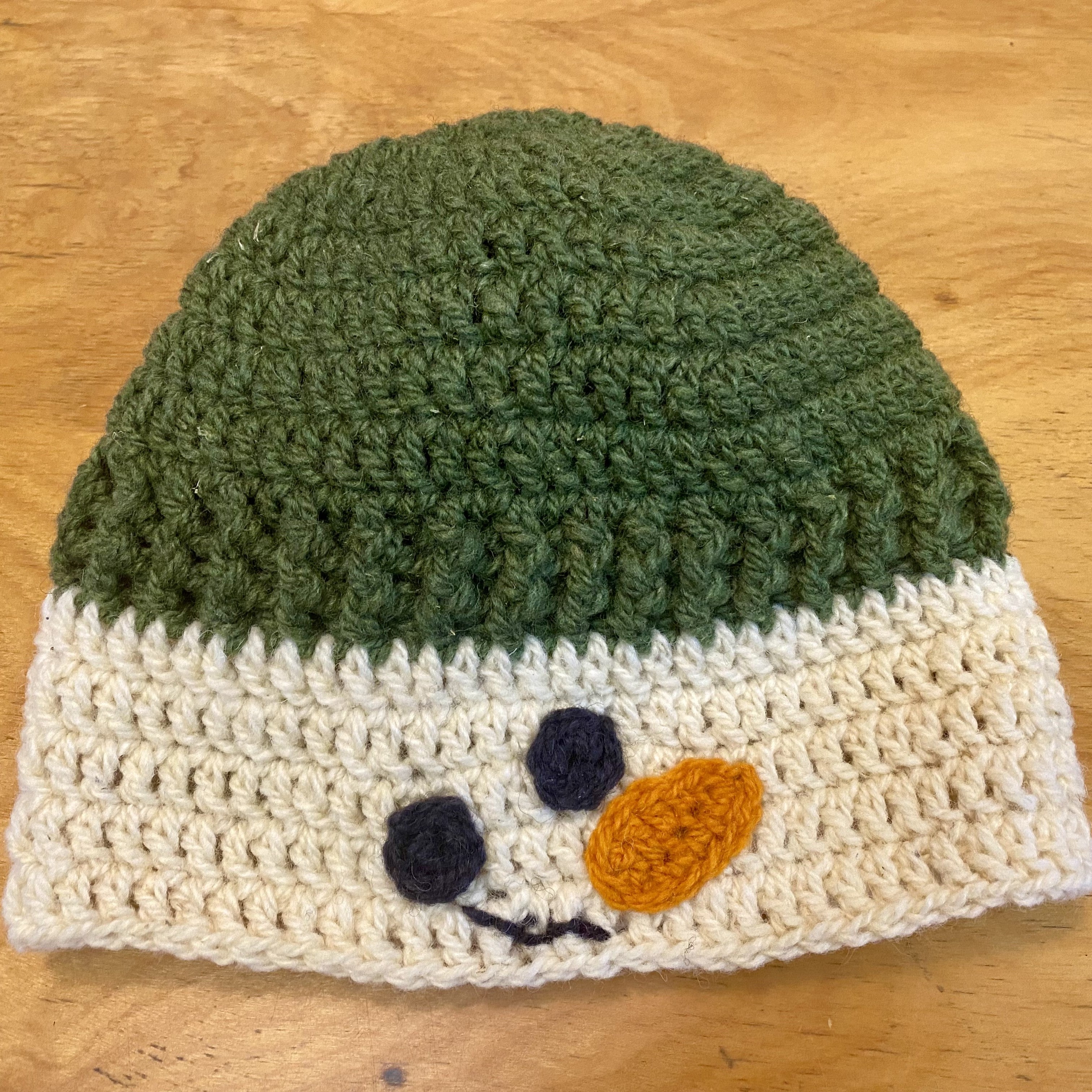 Applique wool hat