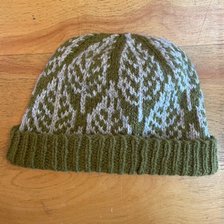 Topsy Farms' handmade Canadian wool toque, green with grey leaves
