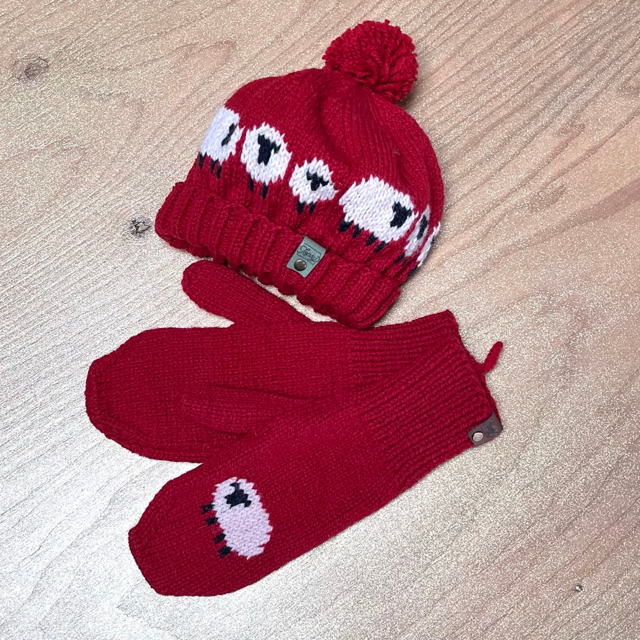 Sheepy hat & mitts