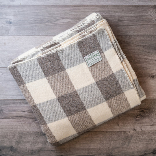Queen Size Wool Blankets – Topsy Farms