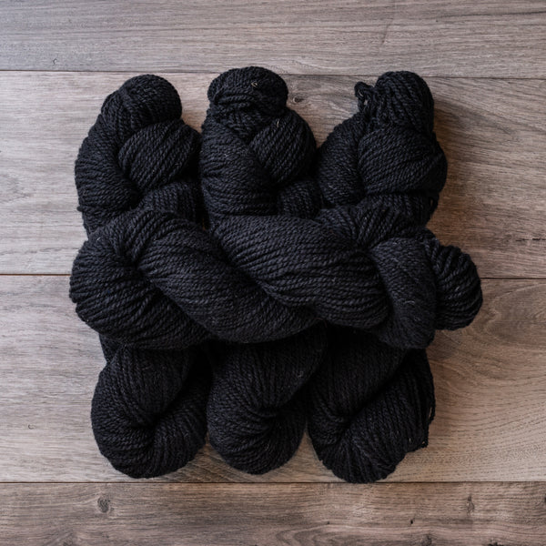 Black yarn – Topsy Farms